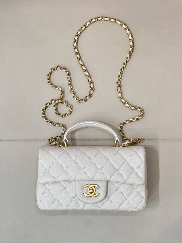 2431 White ant-patterned leather handle