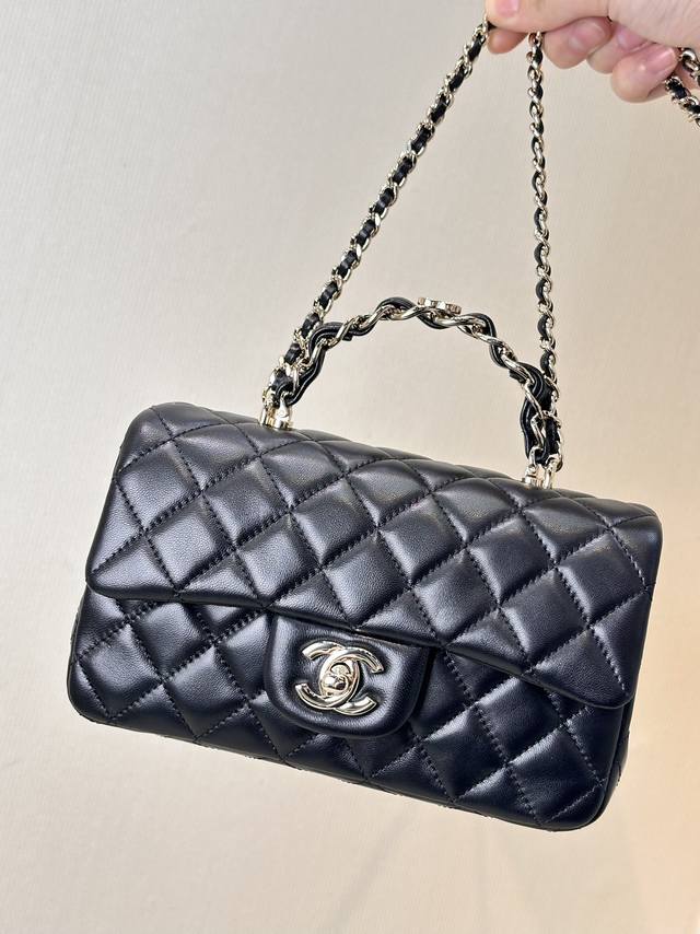 2431 I finally got my hands on the Chanel 23K classic black and champagne gold C