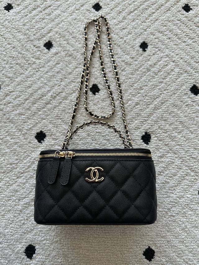 Brand: Chanel Model: Ap6360 Description: Original quality, a classic piece, at