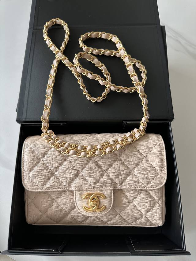 Brand: Chanel Model: As5240 Apricot Description: Original quality, a classic pi