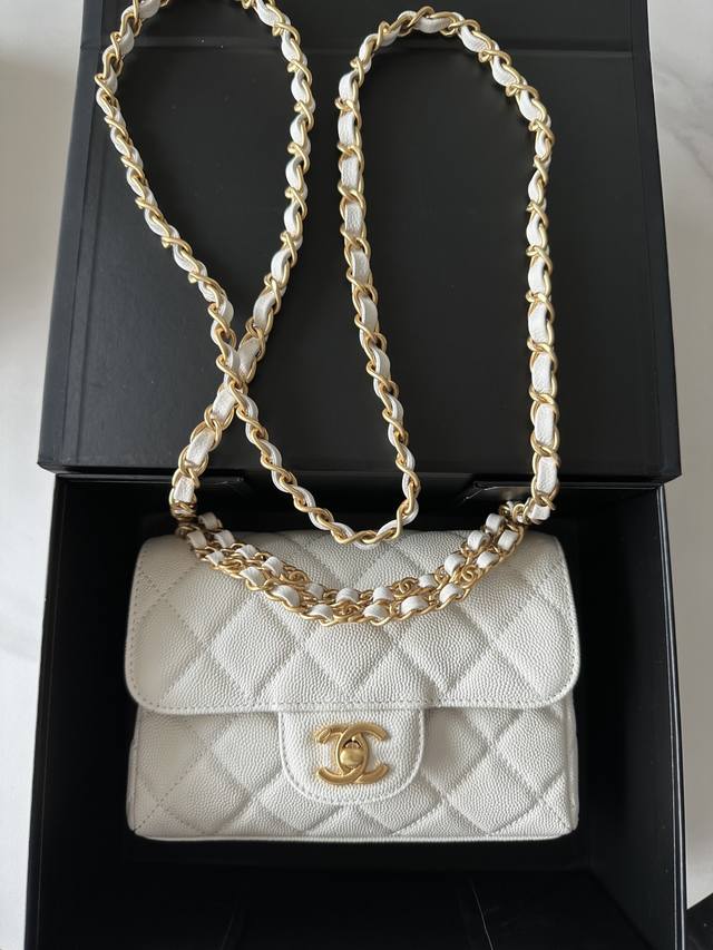 Brand: Chanel Model: As5239 White Description: Original quality, a classic piec