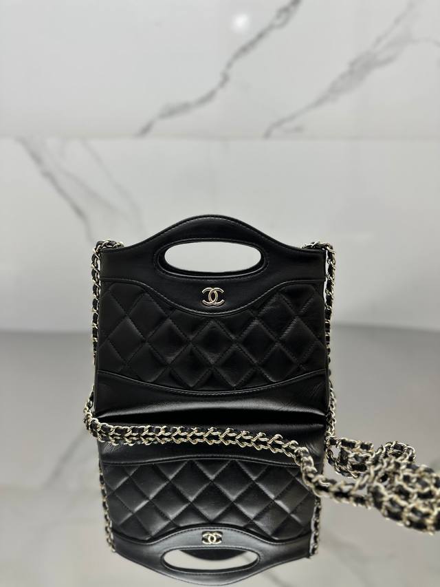 Chanel 24S Latest 31Bag Nano A sure-fire bestseller, so cute! The waxed lambskin