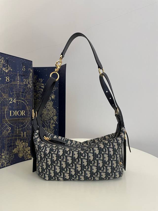 Journey series small blue canvas bag, a killer bag to kick off the year, hitting