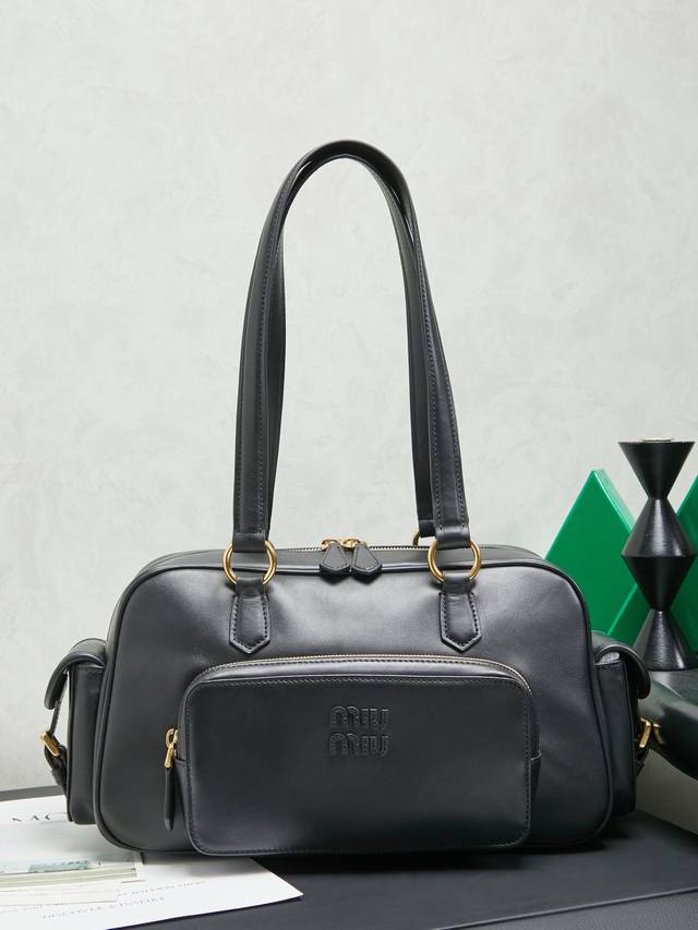 Full set of boutique packaging (5Bb179). A new Miu vintage motorcycle bag, feat