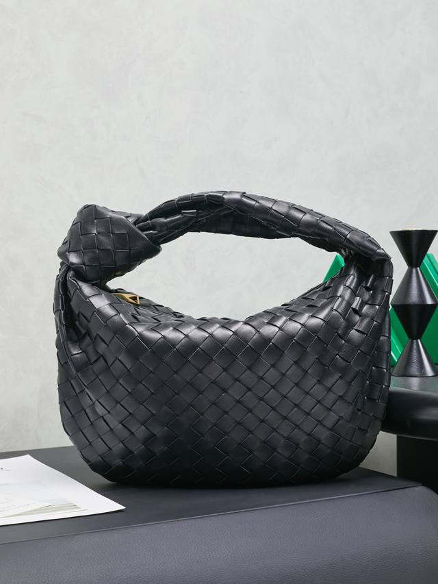 Black ~ In Stock Jodie Medium Size The medium size is very attractive in person