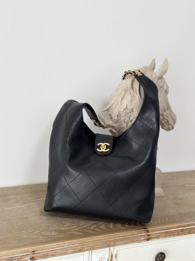 Shipped Ohanel 25p imported sheepskin, imported cashmere lining. The Hono bag f