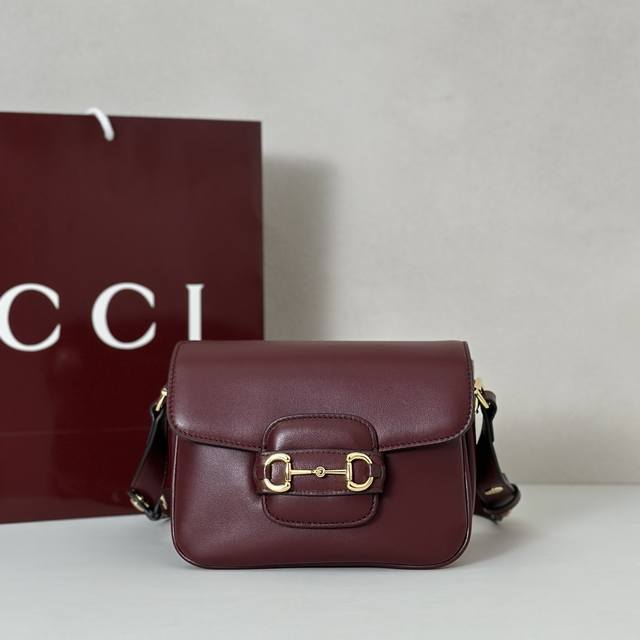 Authentic quality, top-tier original item, real photos! Style number 847064, En