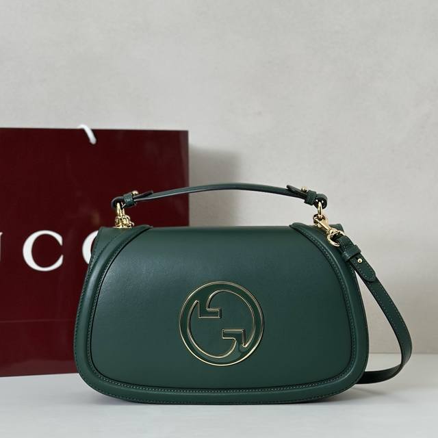 Boutique quality, top-tier original item, real product photos! Style number 815