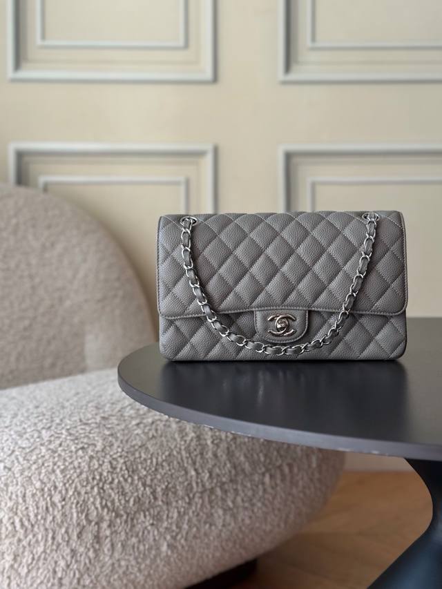 Full Name: Classic Fla0 1112 Lychee Pattern Size: 15.5*25.5*6.5Cm The classic C