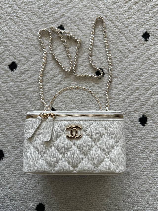 Brand: Chanel Model: Ap6550 Description: Original quality, a classic piece, at