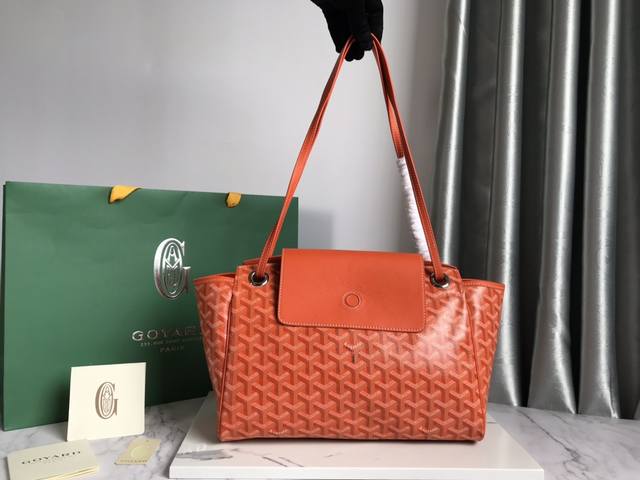 Authentic Goyard Rouette bag in 11 colors. Goyard's relentless pursuit of innov