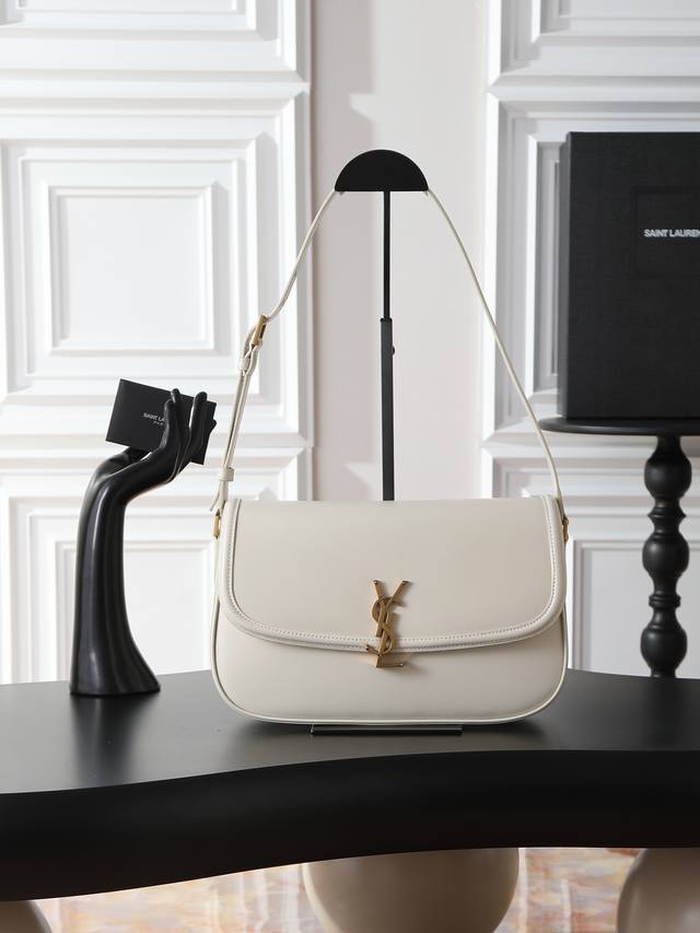 White 29cm Solferino Box Shoulder Bag This shoulder bag is made of lightweight