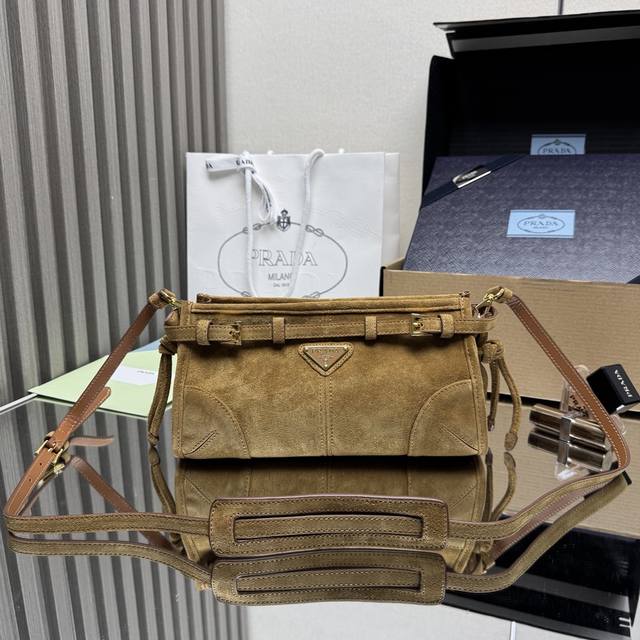 Authentic Top-Tier Original New Lussolf 1Bh215 Suede Crossbody Bag. This crossb