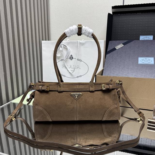 Authentic Top-Grade Original Small Suede Leather 1Ba426 Long Wristband Lussolf