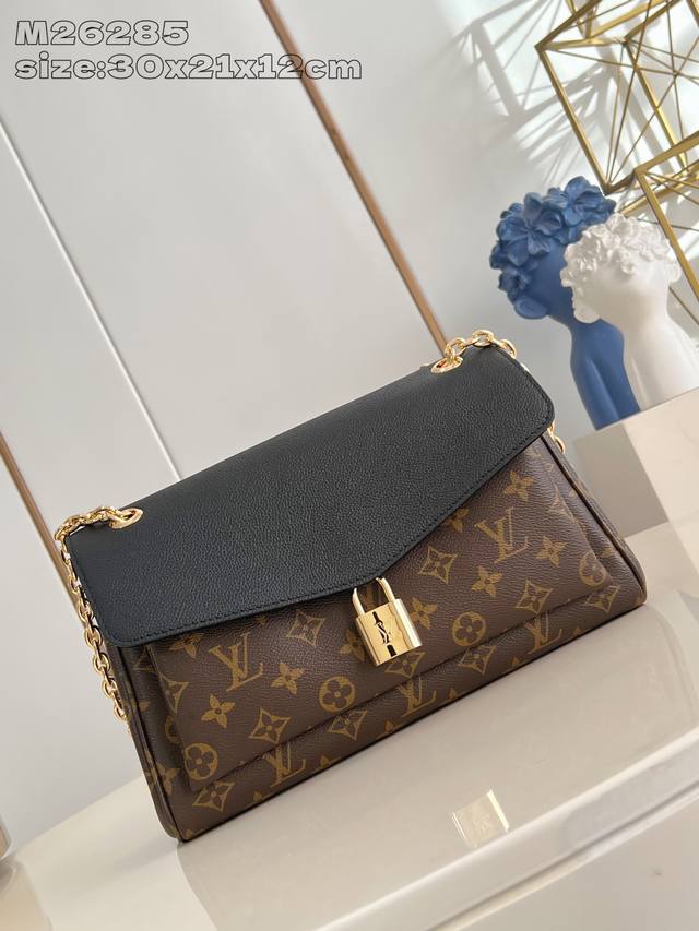 Original Leather Exclusive Real Shot M26285 Black This Saint Germain pm bag is i