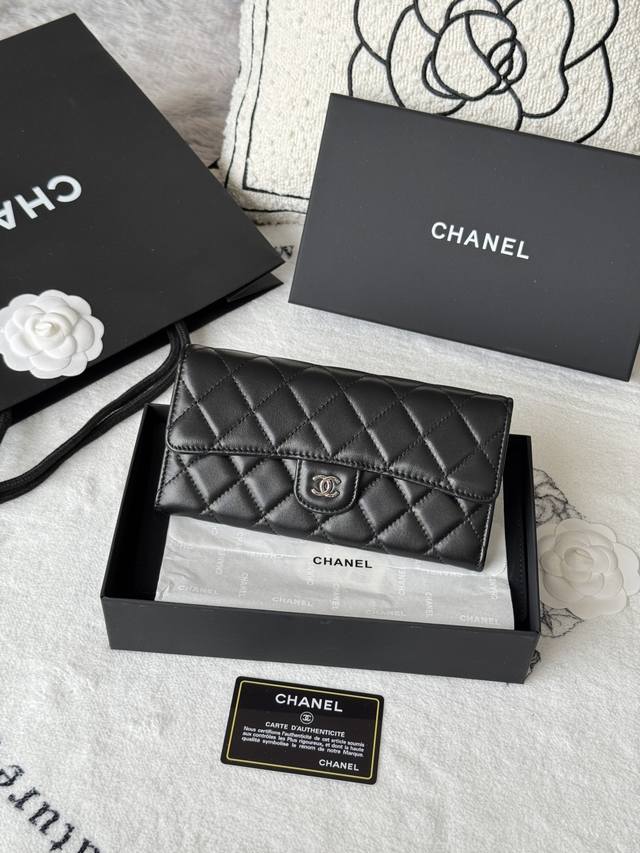 Chanel classic CF long wallet has arrived! Made of imported lambskin with a quil
