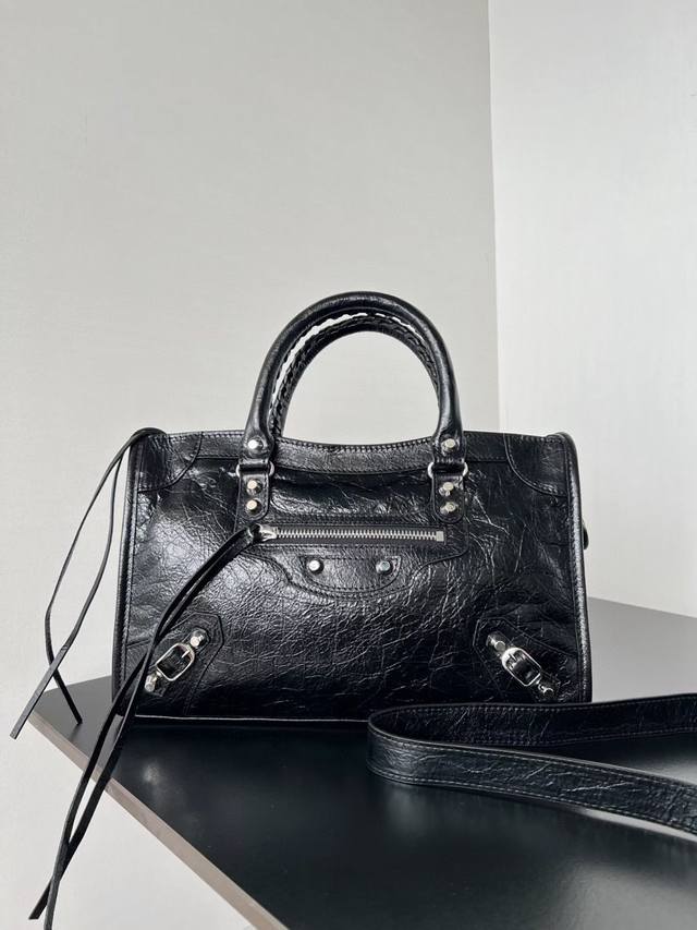 Authentic * 's most iconic Le City handbag series. This series makes a strong c