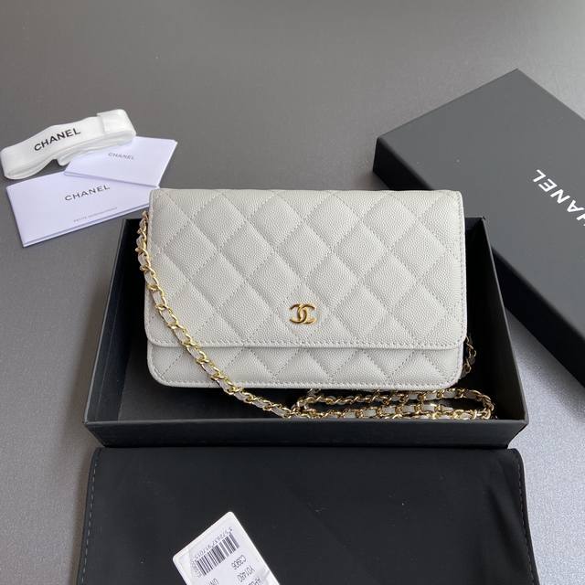 Original Leather 690 Chanel Imported Italian Grain Calfskin Item No.: A Size: W2