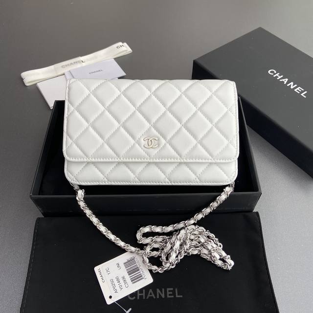 Original Leather 690 Chanel Imported Italian Lambskin Item No.: A Size: W20