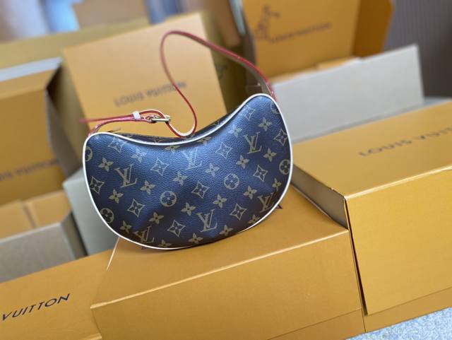 Top-tier original M51510 Pochette Croissant handbag, a vintage style Pochette Cr