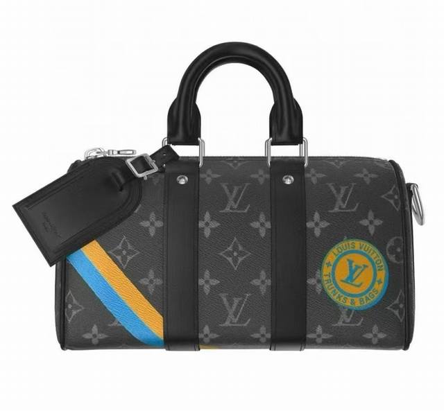 163C01 Chip p2520 Top-tier original M11591 M46271 Black Floral Pillow Bag. This