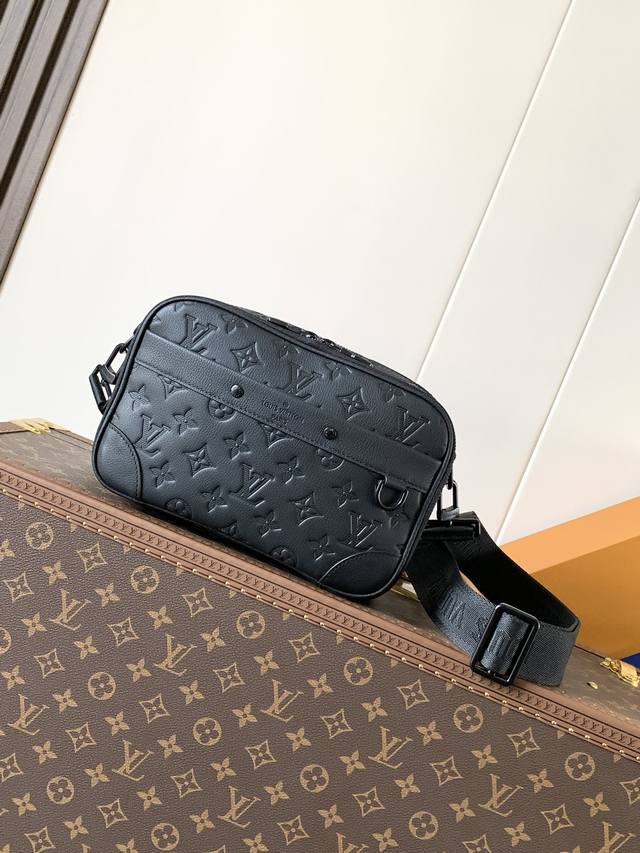 Top-tier original single-piece with variable code chip 163C M46955 embossed impo