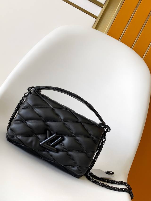 M11374 All Black M25107 Silver M22891 Black M M25046 Patent Leather Black M23045