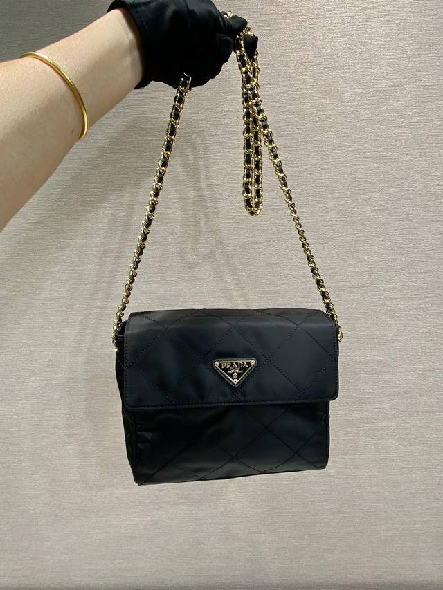 Premium Original Vintage Crossbody Bag 1Bd633 Large Size This vintage chain quil