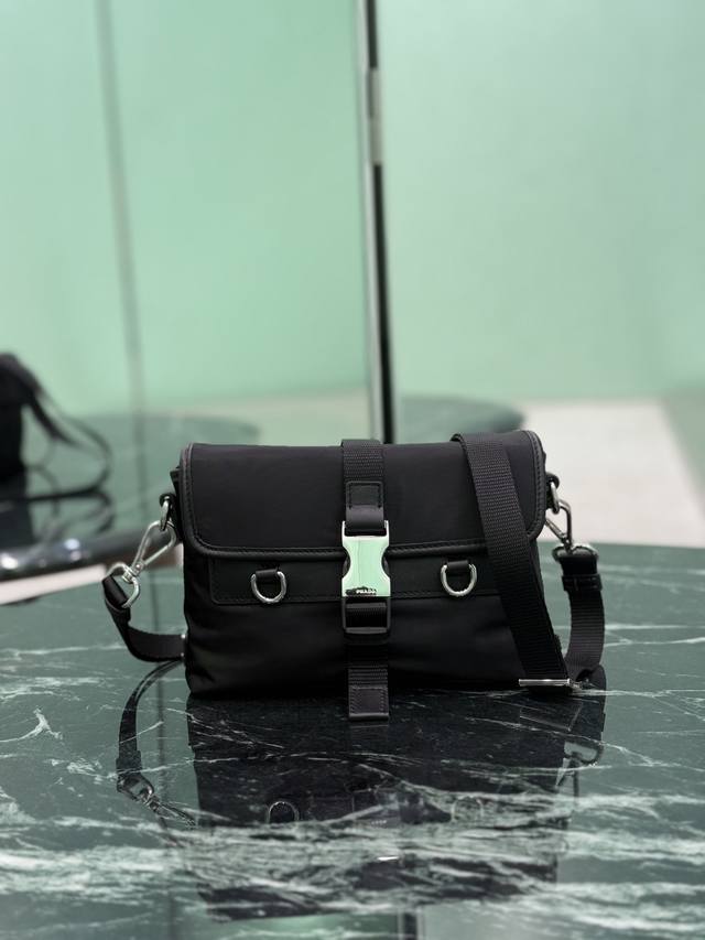 Men's Cell Phone Bag 25S New Style Cowhide Leather and Nylon Fabric Cell Phone