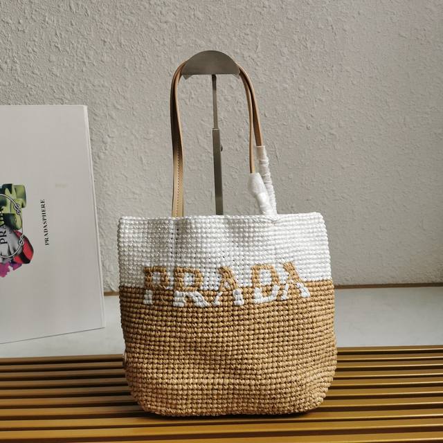 Top-quality original single-piece new fiber tote bag 1Bg454 small size. This fib