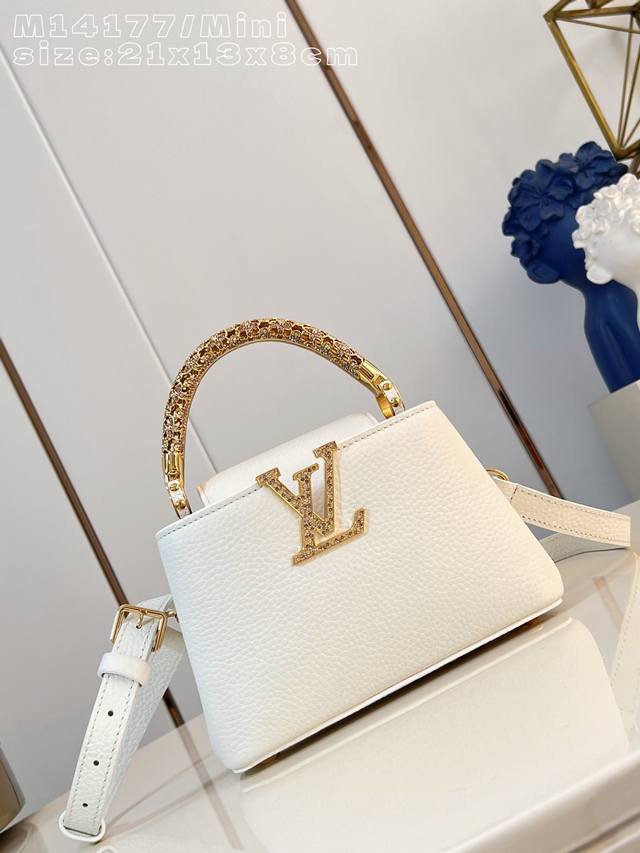 Factory Price p Top-tier original M14177 white mini Capucines handbag from the E