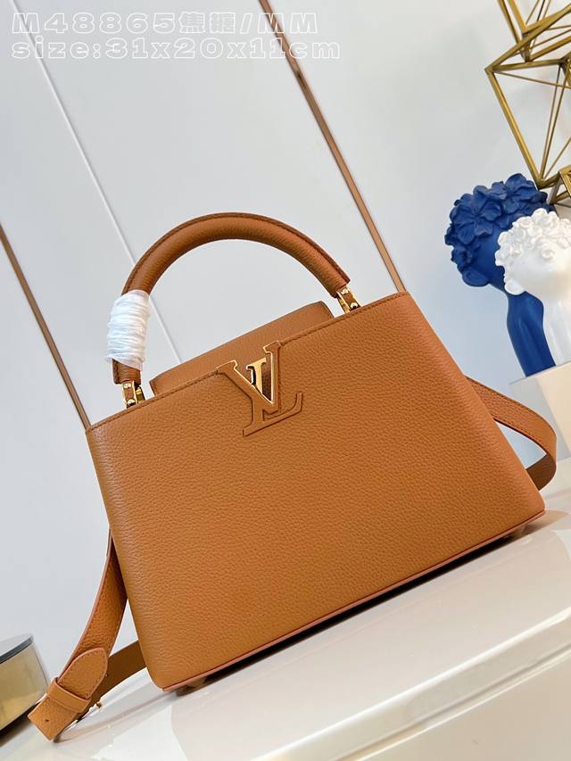 Factory Price p Top-tier original M48865 Caramel Medium Capucines handbag. Launc