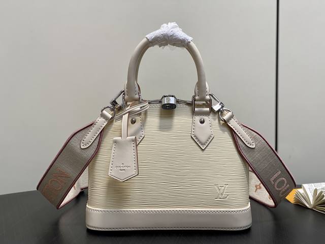 Original Quality M14432 White Epi Leather Shell Bag (Alma Bb). As one of Louis V