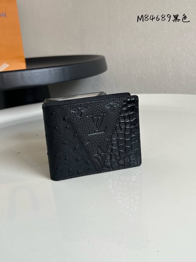 Top-tier original single-piece M84689 black full leather suit wallet series Mult