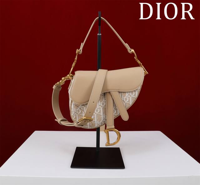 Style No.: 044754Wd# Large: 25.5*20*6.5Cm Small: 19.5*16*6.5Cm Blue Montaigne O