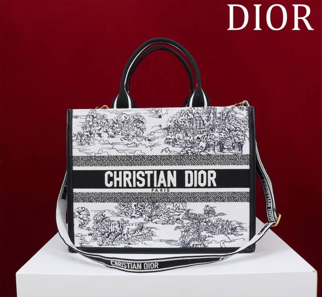 Dior New Tote Shoulder Strap 132407# Mountain View Size: Medium 36*28*16Cm This