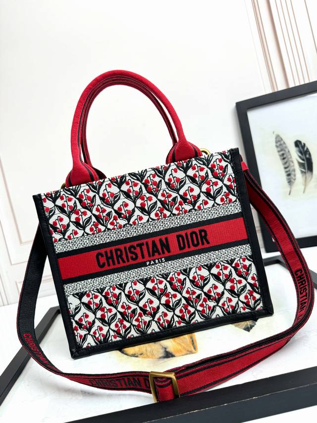 Embroidered Calfskin Leather Sunflower Small Size Top-tier Imported Fabric High-