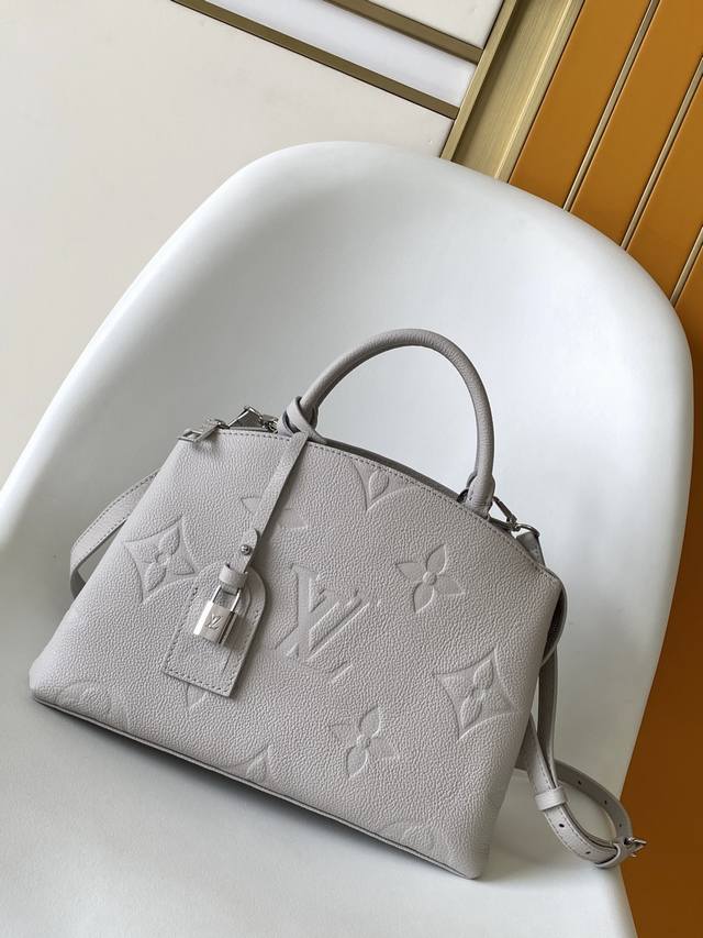 Top-tier original, individual seller, real photos. Sizes include: M13803 Taro Pu