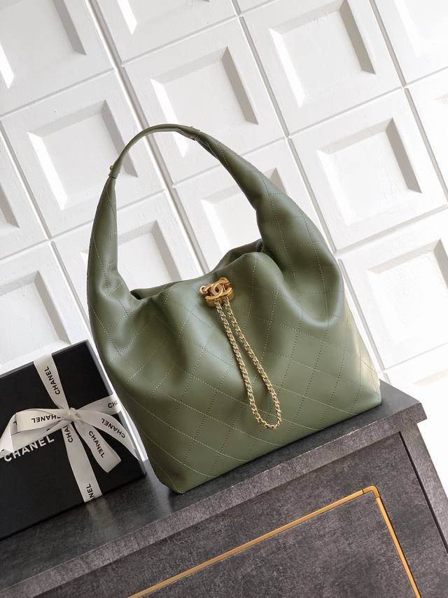 Dark Green Large Size: 45X29