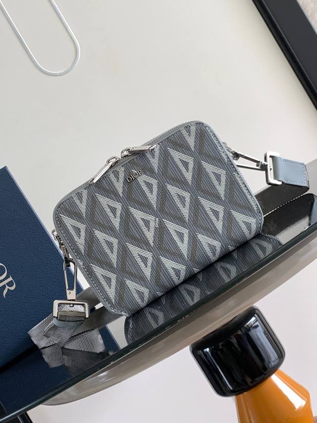 Special Price Top-Tier Original Single Item with Box This elegant and practical