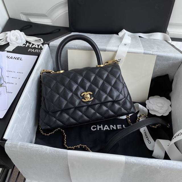 92990 Black ball with black ball handle. The classic Chanel 1 design features a