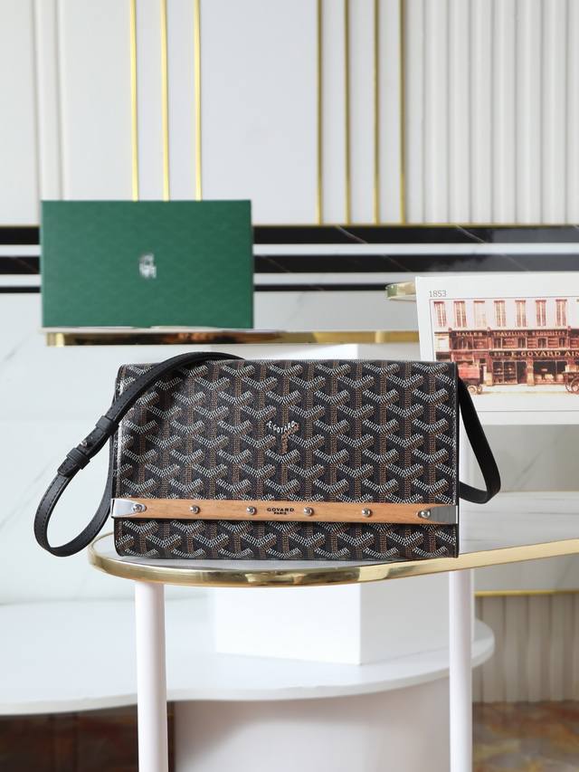 Premium quality original Monte-Carlo small clutch bag, suitable for mobile phon