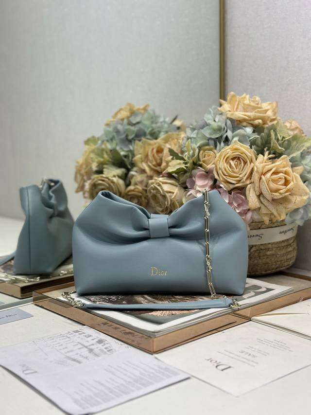 Authentic, high-quality Dior-Lambskin 2026 Spring/Summer new handbag in misty b