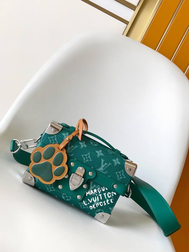 pM12686 Green Variable Code Chip All-Steel Hardware Top-Tier Original Single-Ite