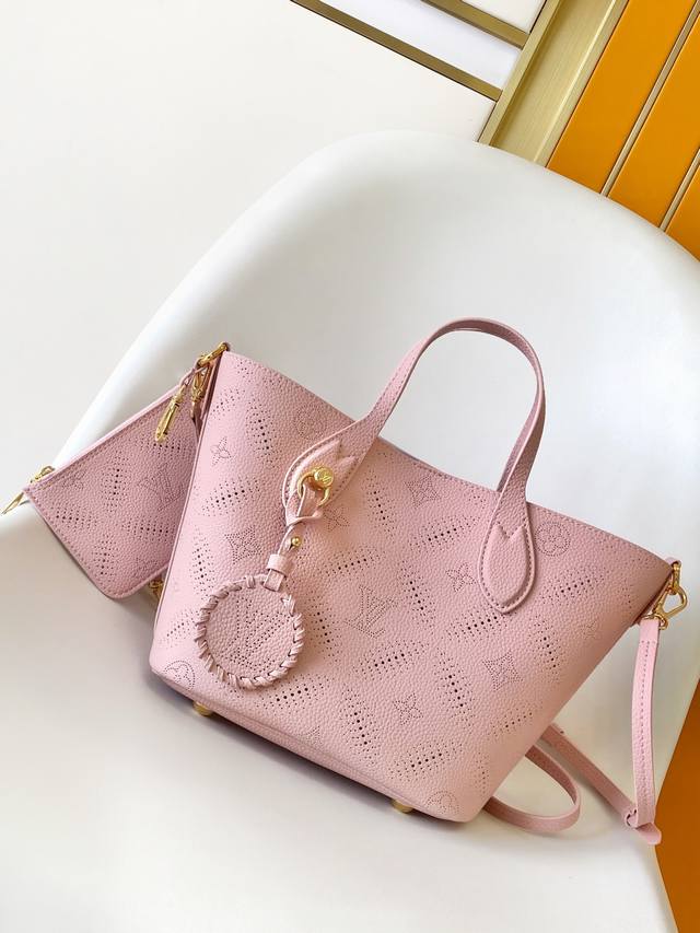 M13839 Top-tier original Blossom small handbag with dynamic code-changing design