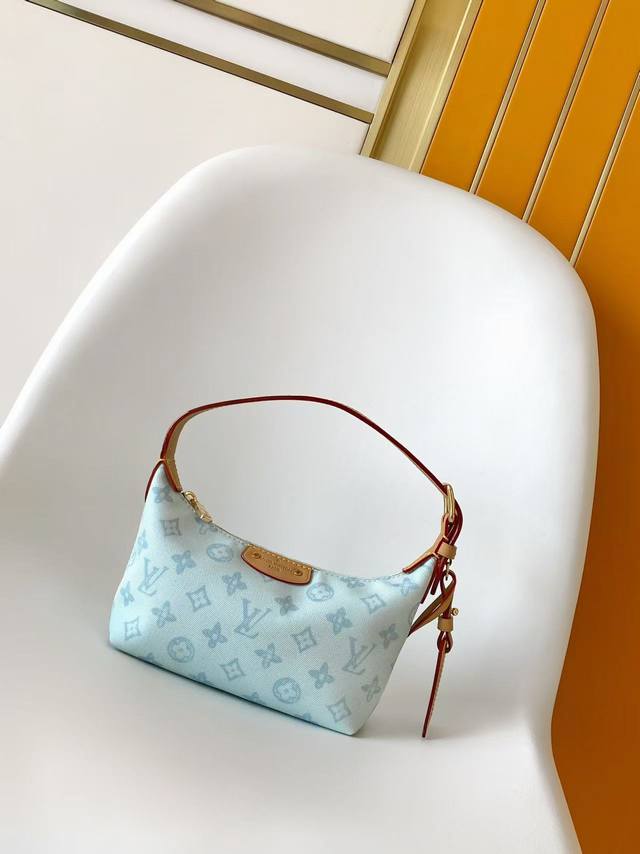 Dynamic 163 Hills Pochette Underarm Bag M82949 Blue Denim 18.5cm M27509 Monogram