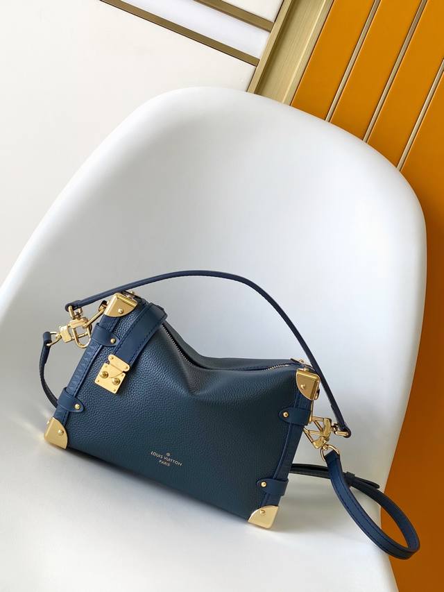 Dynamic 163M15226 Royal Blue M25166 Black M25160 Black M25072 Grey M23817 Small