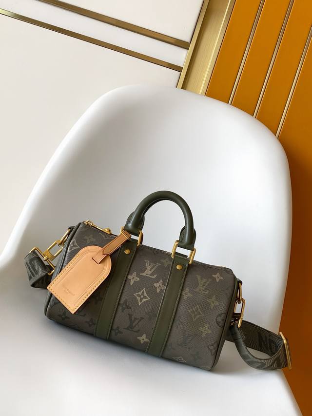 163C01 Chip M26930. M27161 M26818 M13166 Yellow M12684 Green Top-grade original