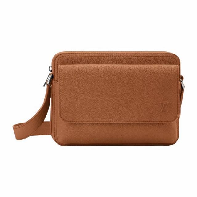 M25981 163C01 Chip Top Layer Cowhide