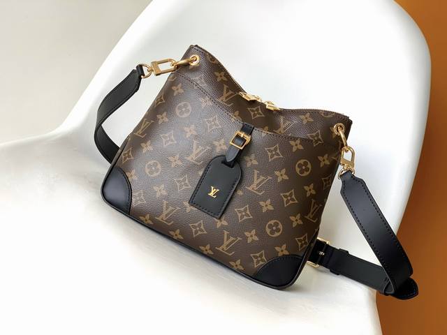 M45354 M45353 Top-quality black replica Louis Vuitton's new Odeon small handbag